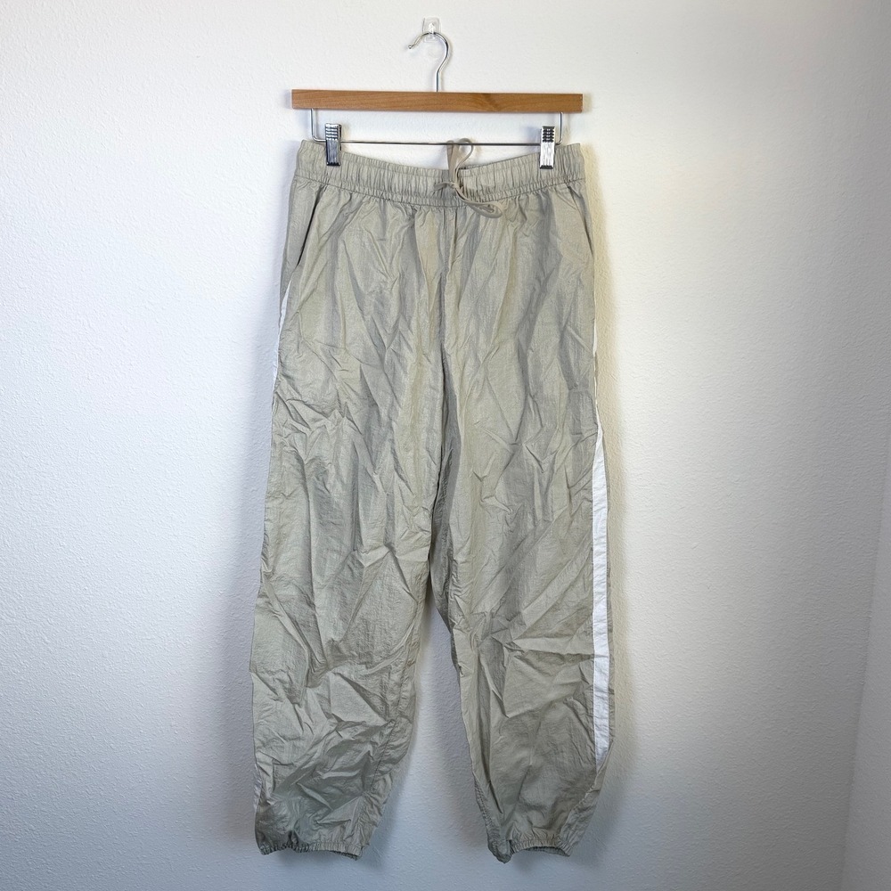 Athleta 100% Nylon Track Pant Joggers Womens Small Running Outdoors Khaki
